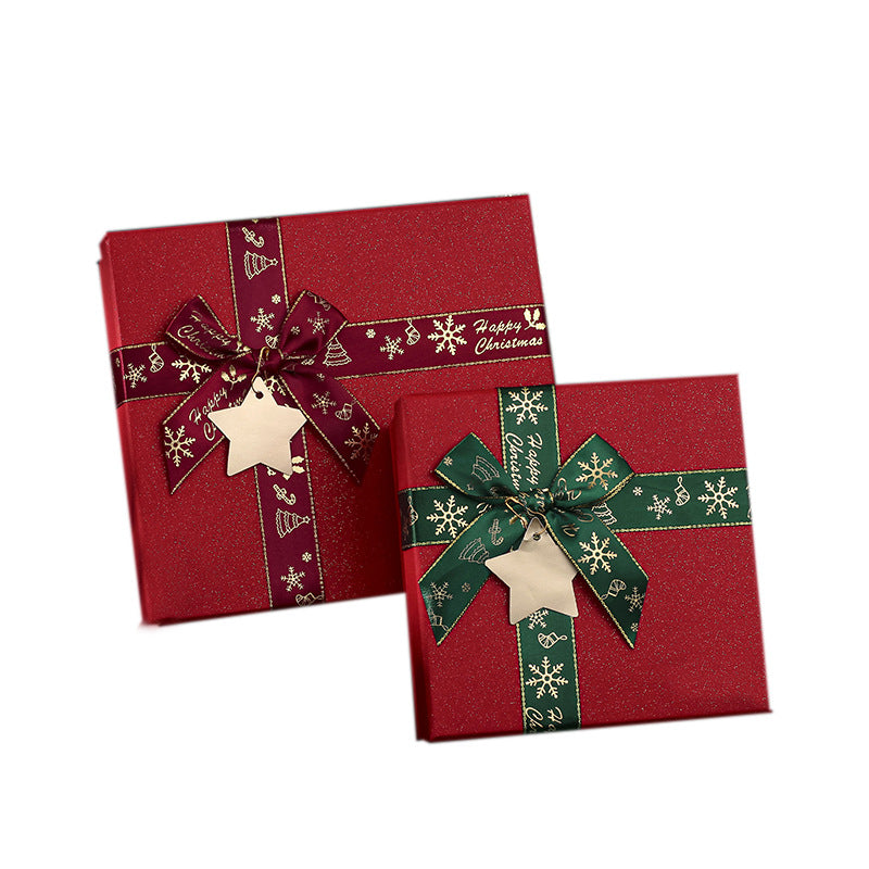 Coffret cadeau de Noël avec chaussettes et écharpe