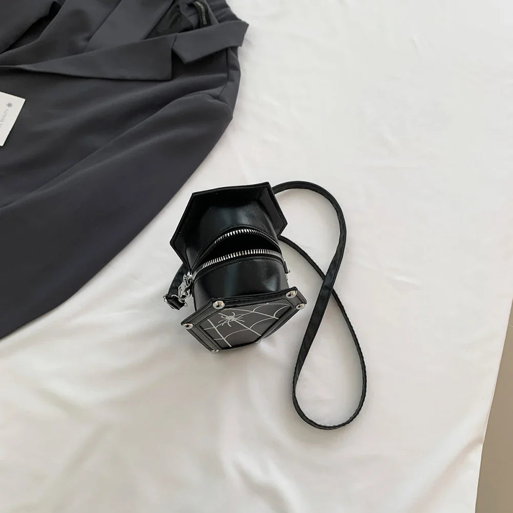 Sac à bandoulière gothique en forme de cercueil