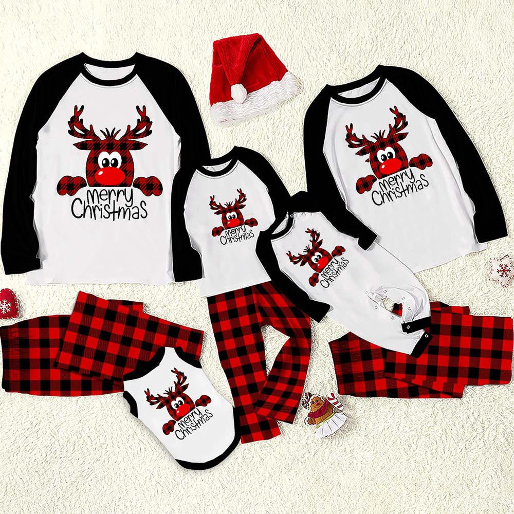 Ensemble pyjama de Noël pour toute la famille