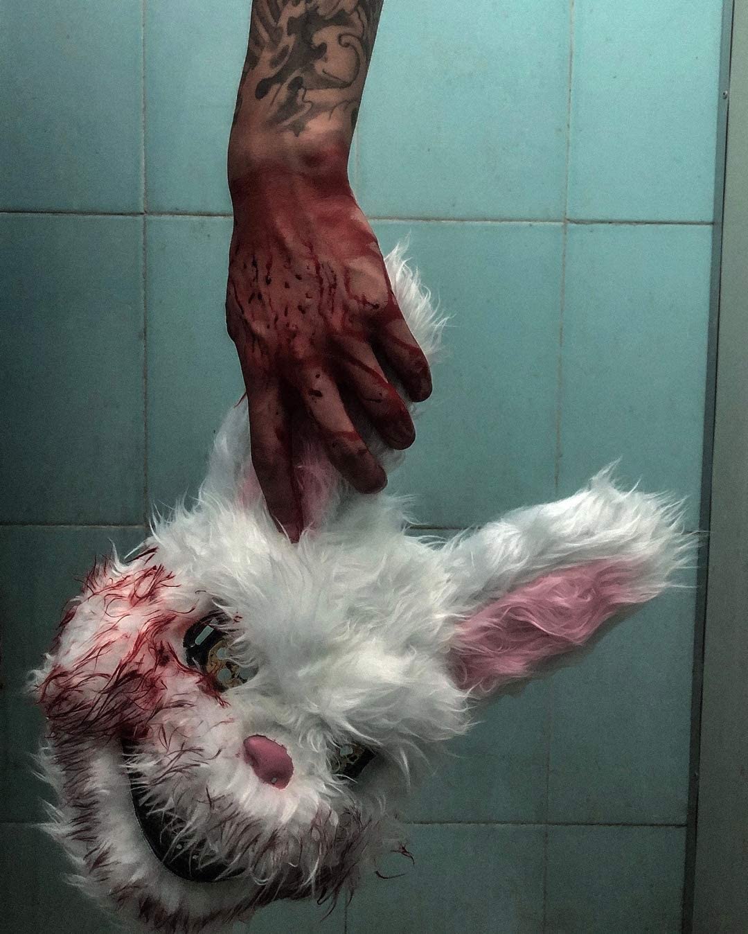 Horror Bunny Rabbit Mask - Cake Pops Parties