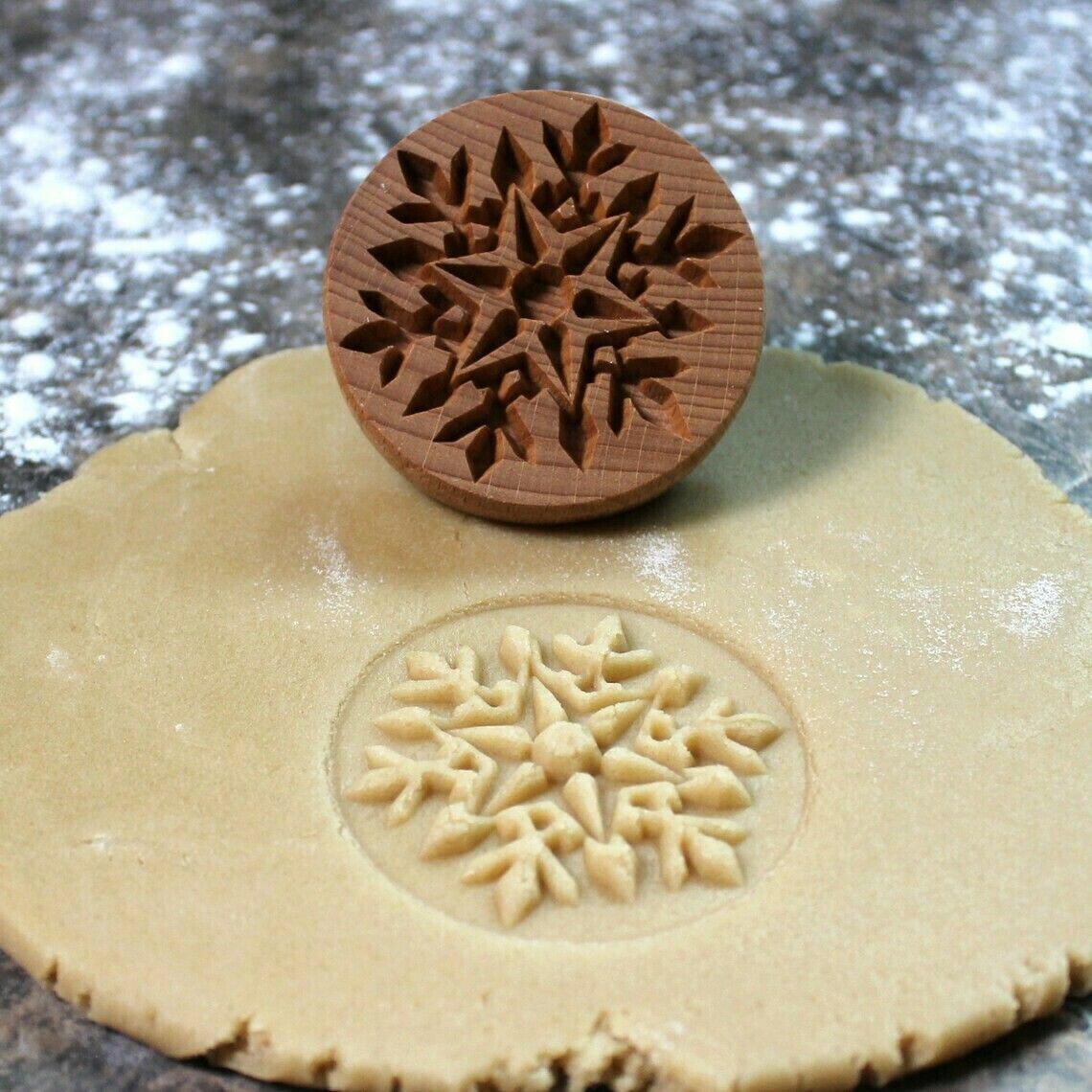 Premium Shortbread Mold - Beech Wood - Cake Pops Parties
