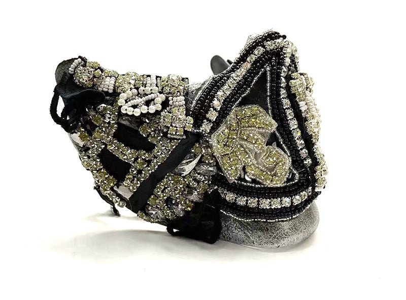 Punk Rivets Halloween Mask - Cake Pops Parties