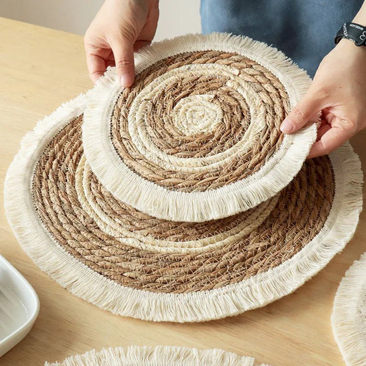 Round Wicker Tassel Placemat - Natural Rattan Weave - Cake Pops Parties
