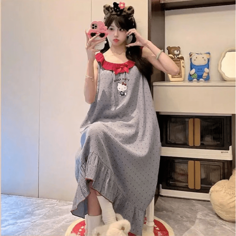 Sanrio Hello Kitty Cute Girls Pajamas Soft Loose Sleepwear - Cake Pops Parties