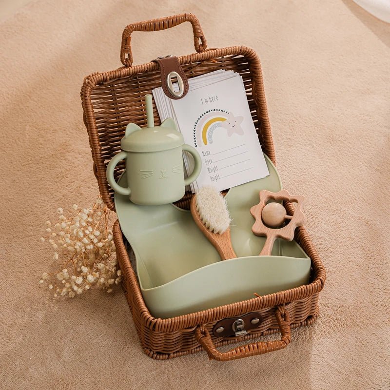 Silicone Baby Feeding Set & Rainbow Stacker - Cake Pops Parties