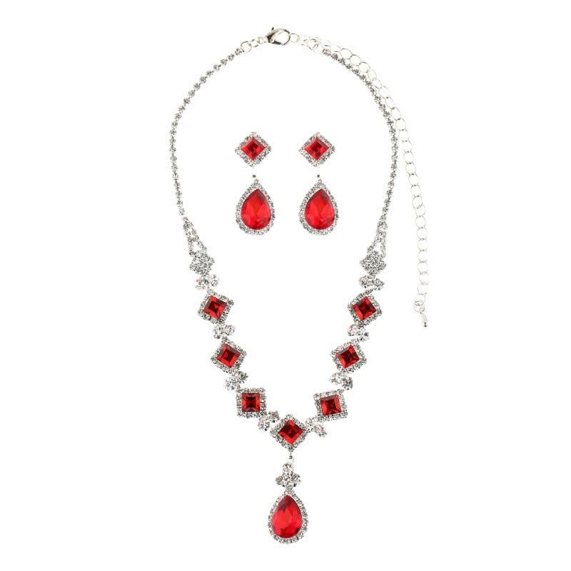 Vintage Rhinestone Necklace & Earrings Set - Cake Pops Parties