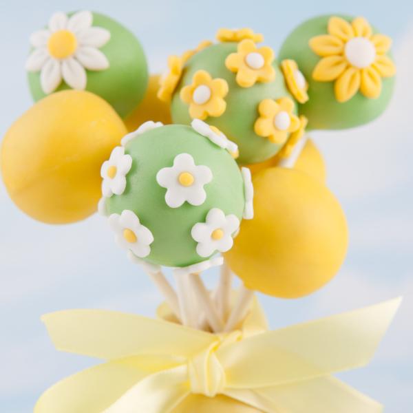Lemon/Flower Cake Pops - Cake Pops Parties
