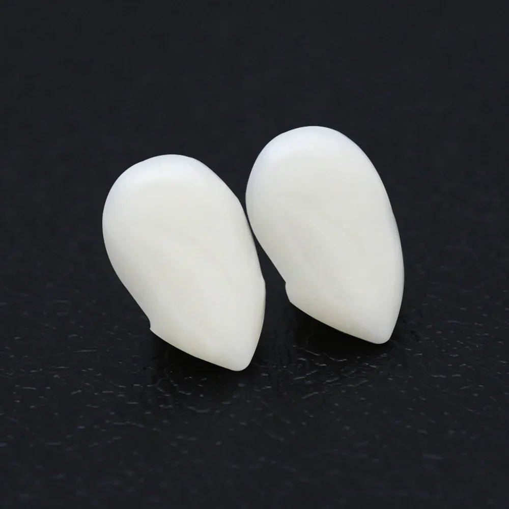 1Pair Vampire Teeth Fangs for Halloween - Cake Pops Parties