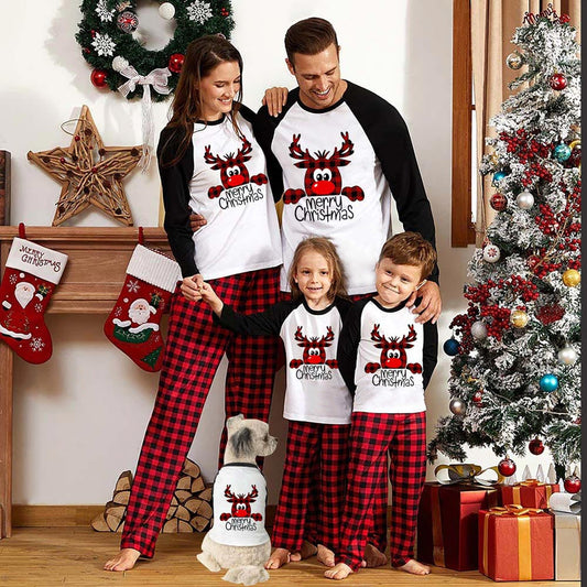 Ensemble pyjama de Noël pour toute la famille