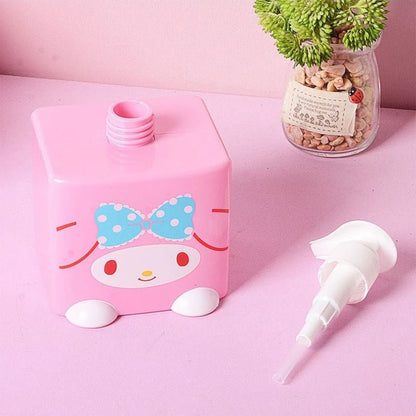 350ML Kuromi Melody Stitch Dispenser Refillable Sanrio Bottle - Cake Pops Parties