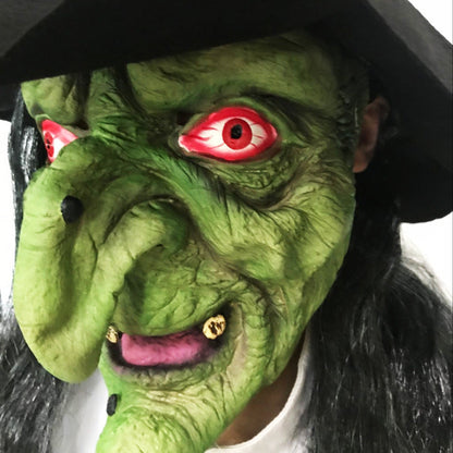 Masque de sorcière grimaçant aux cheveux longs