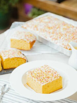 Sprinkle Sponge Cake Traybake