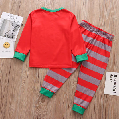 Ensemble de pyjamas assortis pour la famille de Noël