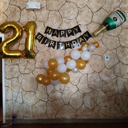 Ensemble de décoration de fête avec ballons à confettis dorés