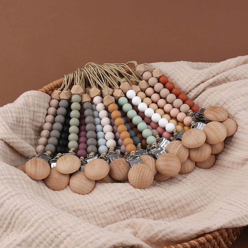 BPA - Free Silicone Pacifier Clips - Cake Pops Parties