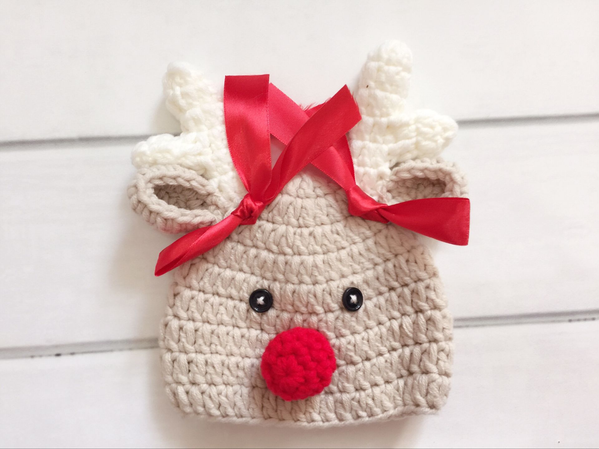Christmas Deer Baby Hat with Red Nose - Cake Pops Parties