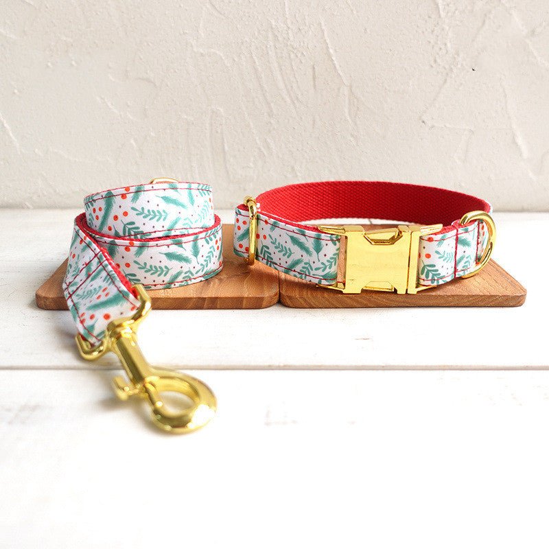 Christmas Dog Collar - Bite Resistant & Practical - Cake Pops Parties
