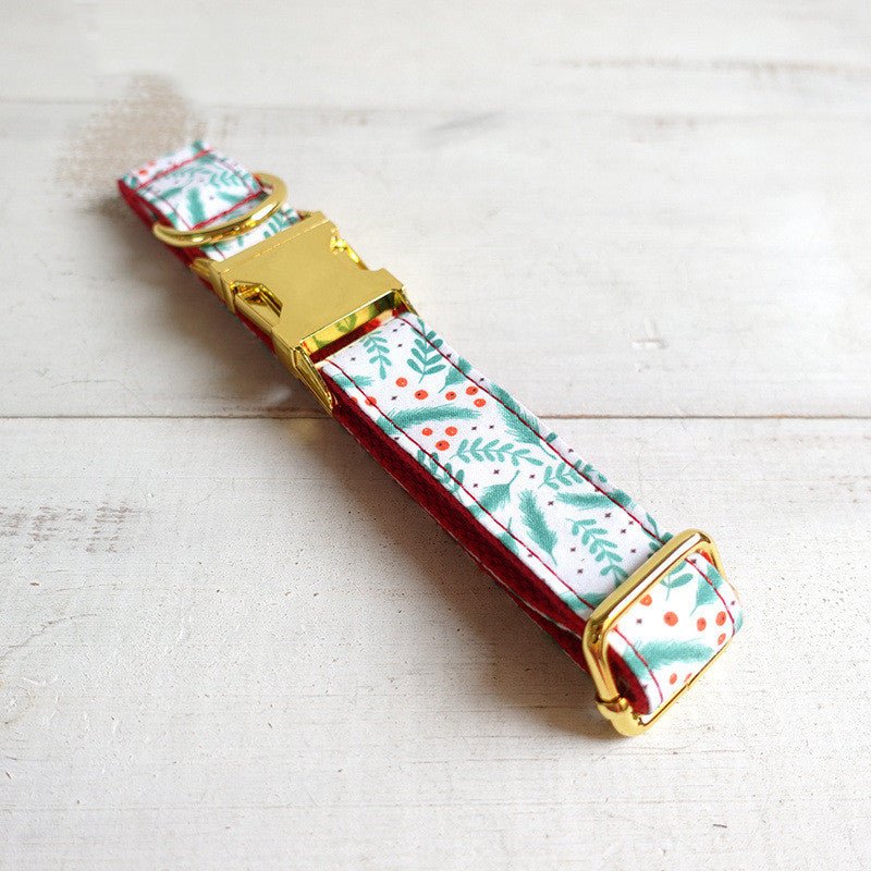 Christmas Dog Collar - Bite Resistant & Practical - Cake Pops Parties