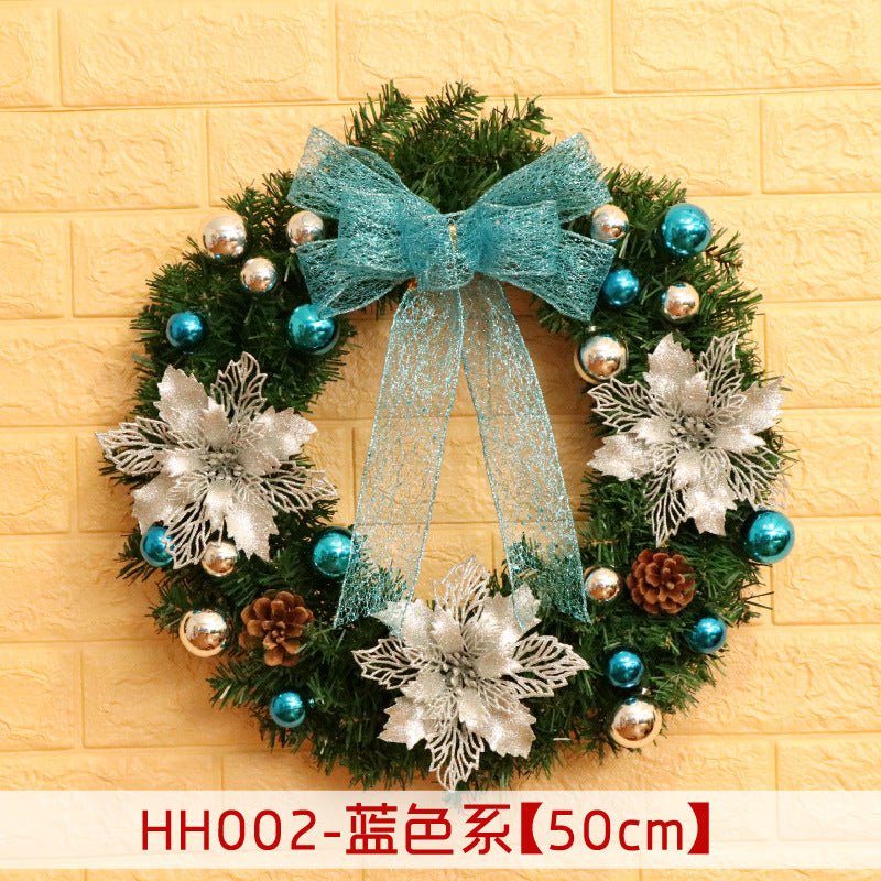 Christmas Wreath Hanging Decoration - Cake Pops Parties