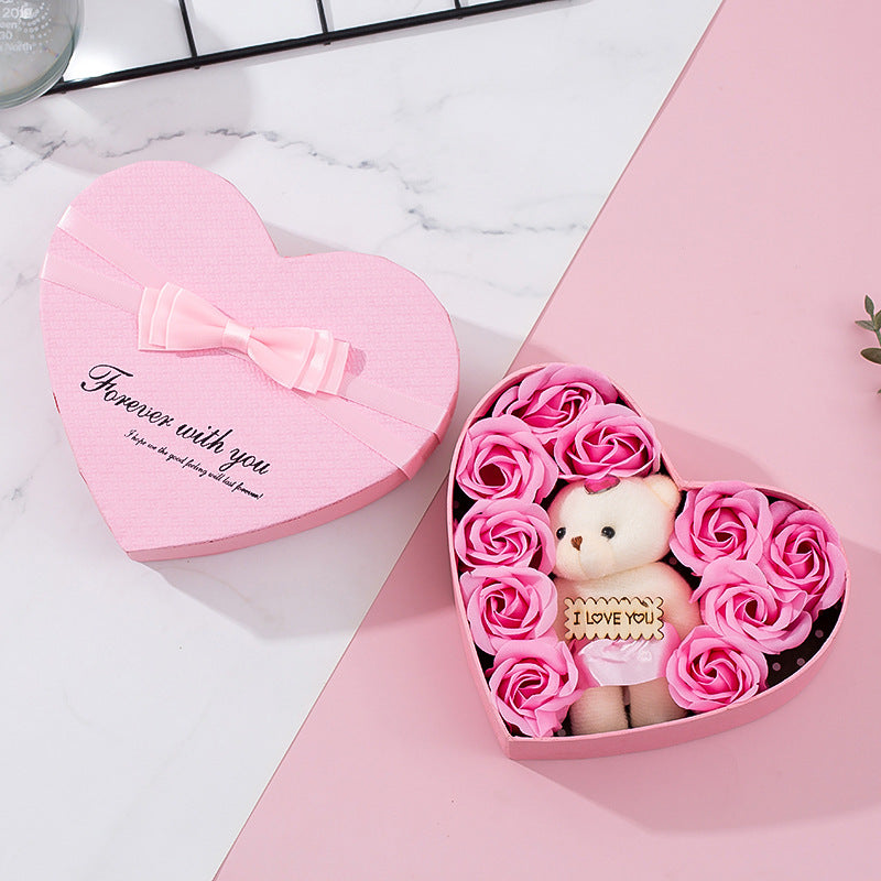 Coffret cadeau rose rouge en forme de cœur