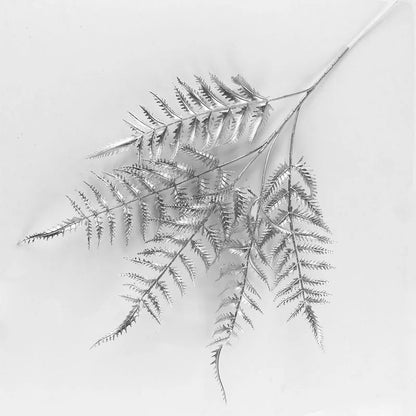 Golden Maple Leaf Christmas Decor - Cake Pops Parties