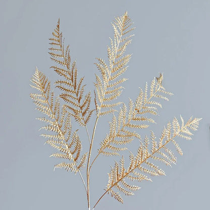 Golden Maple Leaf Christmas Decor - Cake Pops Parties