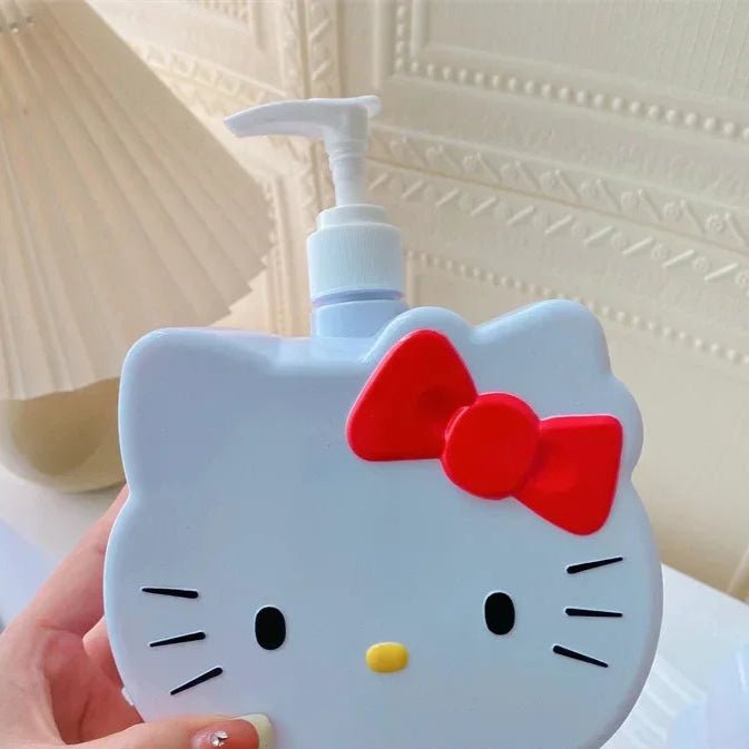 Hello Kitty 750ml Liquid Dispenser Travel Portable Press Bottle - Cake Pops Parties