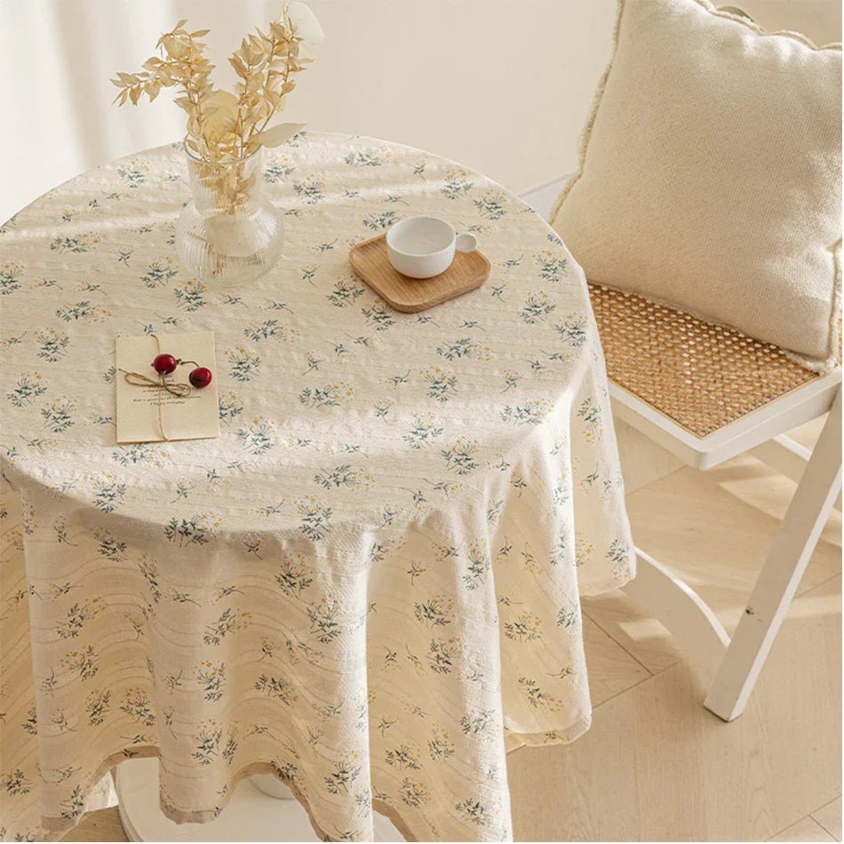 Korean Style Daisy Cotton Tablecloth - Cake Pops Parties