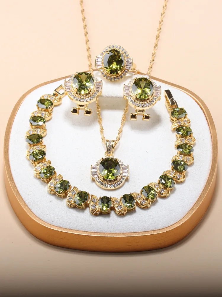 Luxury Vintage Gold Jewelry Set - Cake Pops Parties