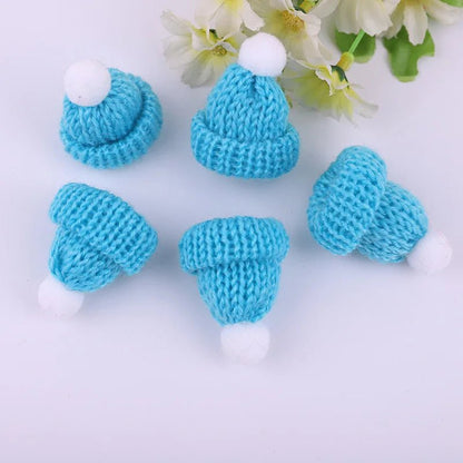 Mini Knitting Hats Christmas Ornaments - Cake Pops Parties