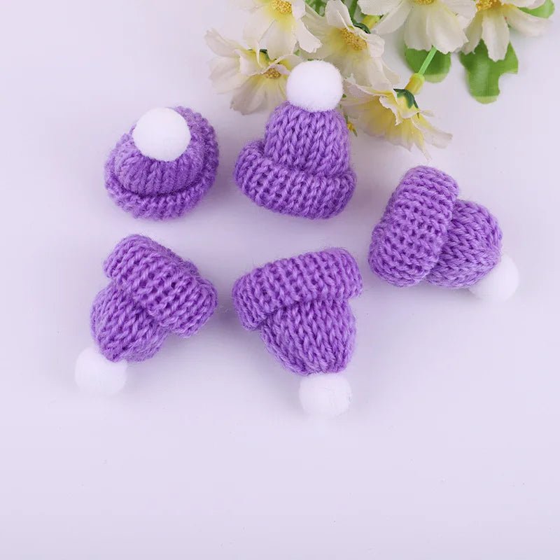 Mini Knitting Hats Christmas Ornaments - Cake Pops Parties