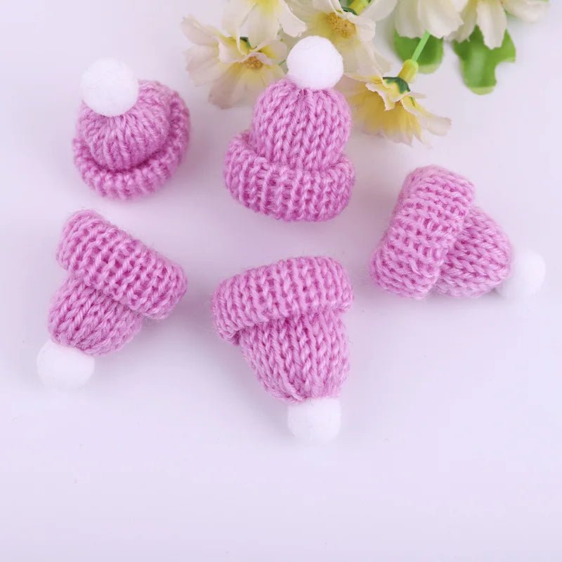 Mini Knitting Hats Christmas Ornaments - Cake Pops Parties