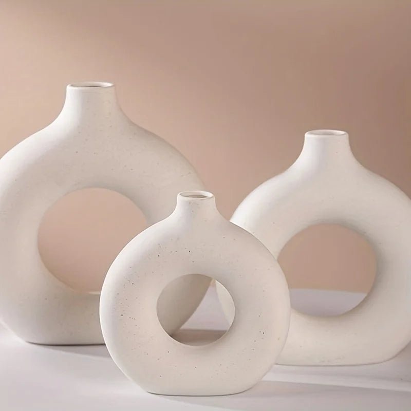 Modern Ceramic Donut Vase - Cake Pops Parties