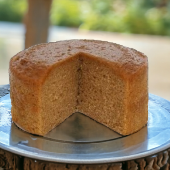 Round Handmade Sponge Toffee Cake For Your Vegetarian Treats