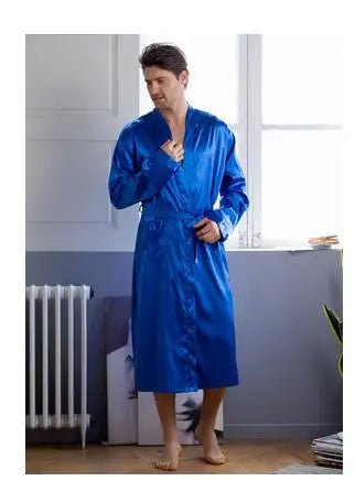 Personalized King & Queen Satin Robes Set - Cake Pops Parties