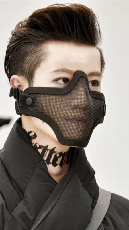 Punk Rivets Halloween Mask - Cake Pops Parties