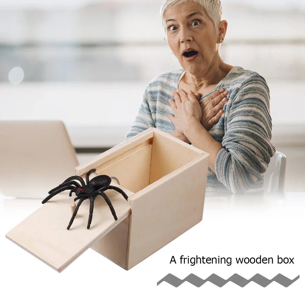 Scary Spider Prank Box - Cake Pops Parties