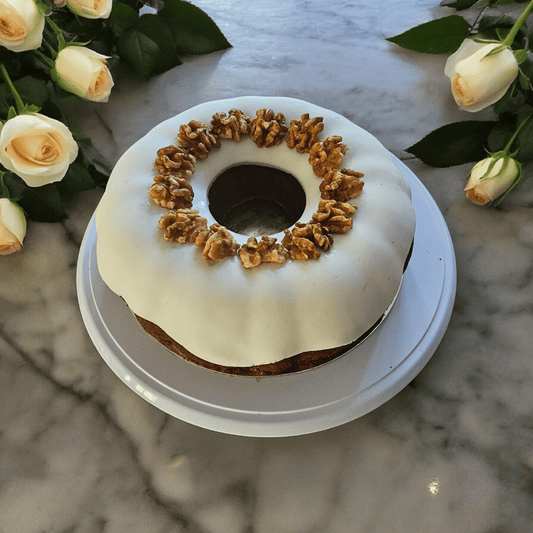Vegan and Gluten - Free Carrot Cake - Cake Pops Parties