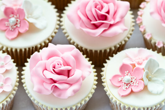 Wedding Cupcakes with Flowers and Roses