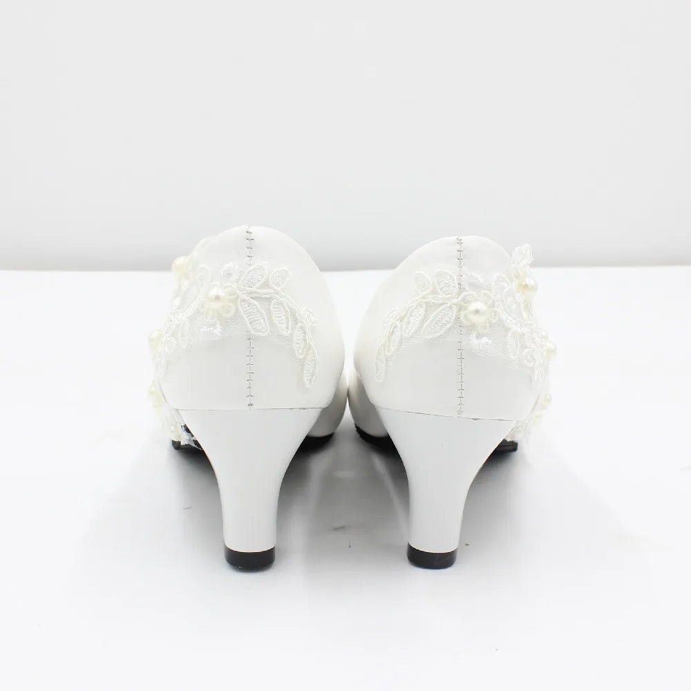 White lace large size women's Bride wedding shoes - Cake Pops Parties