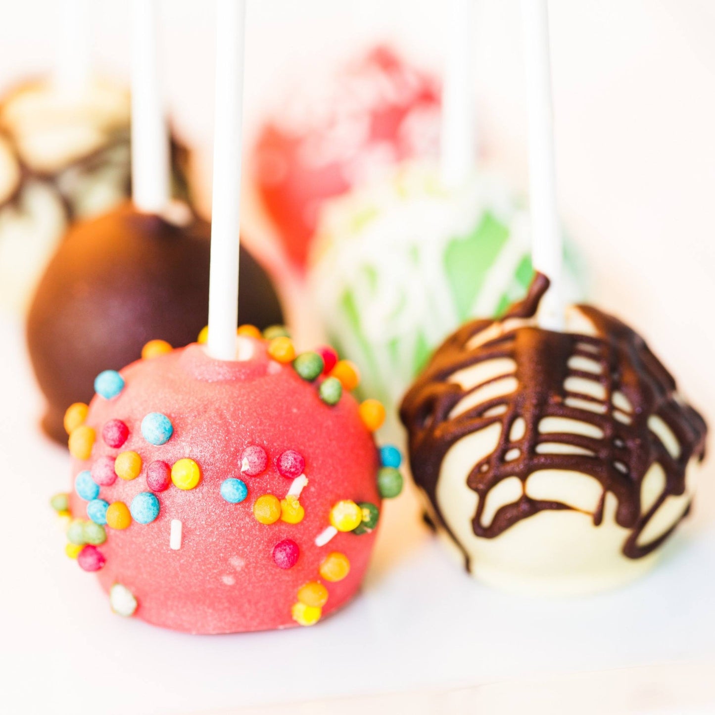 Cake Pops Milk and White Chocolate Mix - Cake Pops Parties