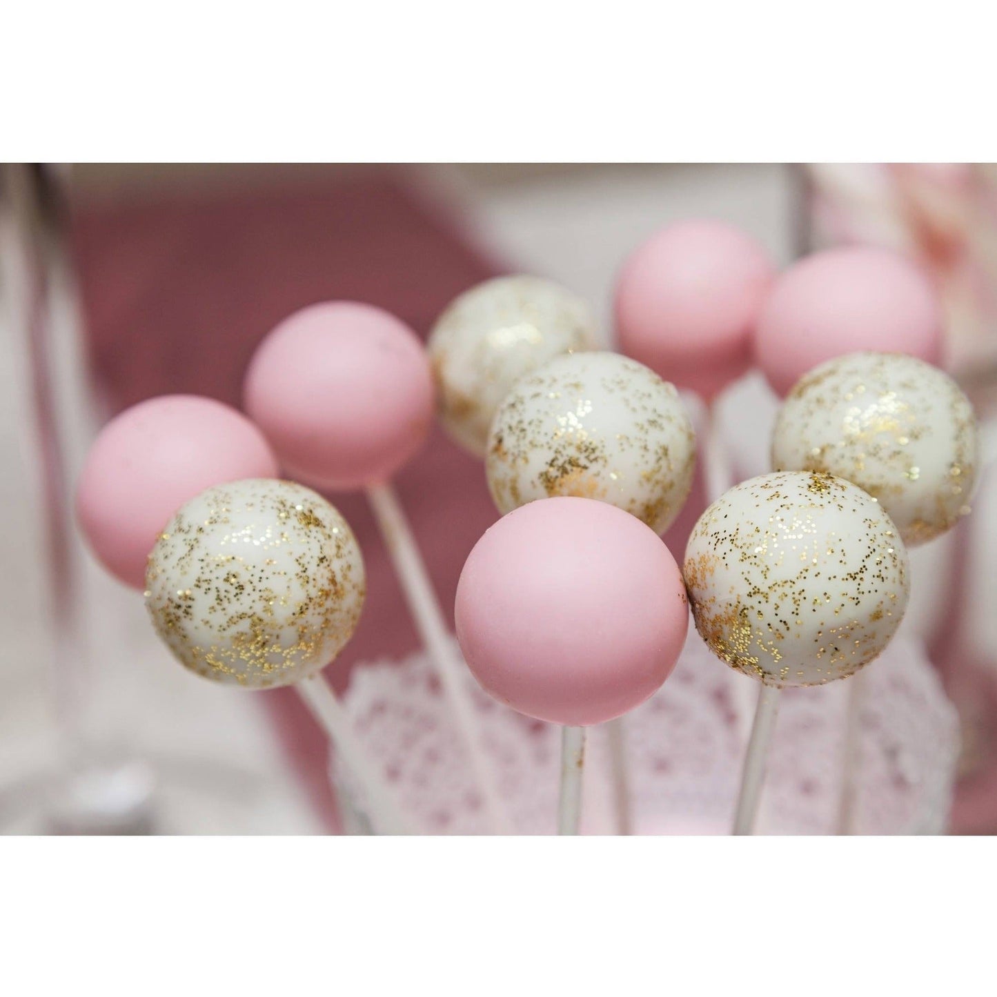 Pink and Glitter Cake Pops For Mother's Day - Cake Pops Parties